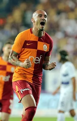 G.Saray'da çifte şok!