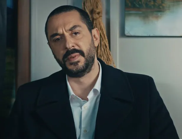 bu-geri-donus-cok-konusulur-edho-190-bolum-fragmani-dizlerinin-bagi-cozuldu-akli-havsalasi-almiyor-1618035453283.jpg Bu geri dönüş çok konuşulur! EDHO 190. bölüm fragmanı: Dizlerinin bağı çözüldü aklı havsalası almıyor!-4