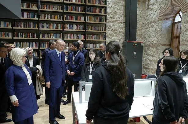 baskan-erdogan-rami-kutuphanesini-acti-gelecege-yatirim-yaptik-dunyanin-dort-bir-yanindan-kitap-ithalati-1673620180712.jpeg