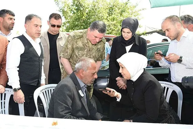 baskan-erdogan-sehit-celal-tekederelinin-babasi-cevat-tekedereli-ile-gorustu-1653659067955.jpeg
