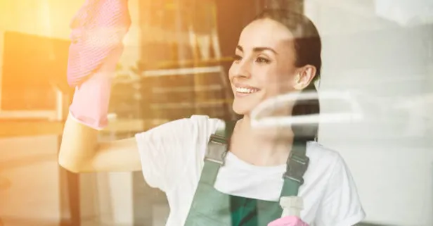 1 yemek kaşığı yeterli! 3 ay boyunca cam silmenize gerek yok! Asla leke tutmayacak