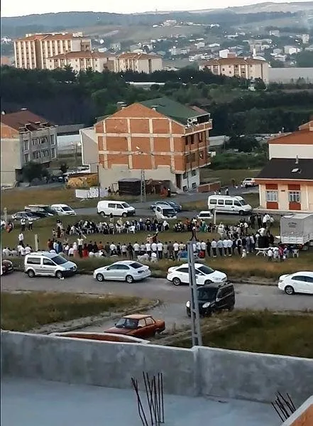 Son dakika: İstanbul'daki düğün ve eğlencelerde sosyal mesafe hiçe sayıldı-3