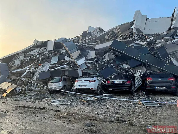 Pınar Altuğ'un eşi Yağmur Atacan aracına atladığı gibi deprem bölgesine gitti "İşleri zorlaştırmayın" Demet Akalın yorumsuz kalamadı - 4