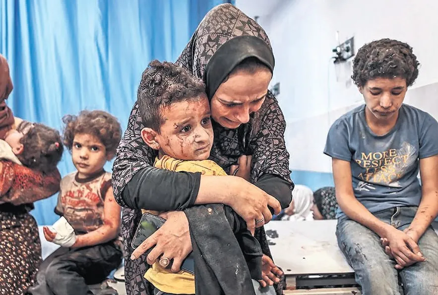 Katiller hastaneyi füzeyle vurdu