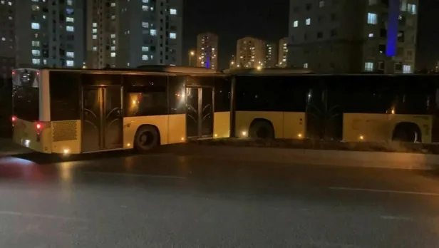 İETT yine bildiğiniz gibi! Başakşehir'de kaza Sarıyer'de arıza...-2