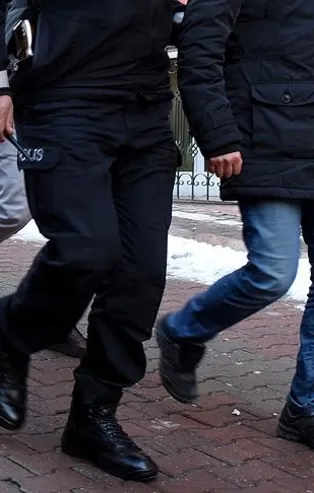 Şanlıurfa’da uyuşturucu satıcılarına şafak operasyonu: 21 gözaltı