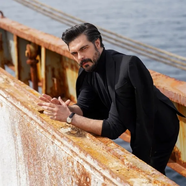 emanetin-yamani-halil-ibrahim-ceyhanin-saglik-durumunda-yeni-gelisme-koronaviruse-yakalanan-oyuncu-1620323264853.jpg Emanet’in Yaman’ı Halil İbrahim Ceyhan’ın sağlık durumunda yeni gelişme! Koronavirüse yakalanan oyuncu…-6