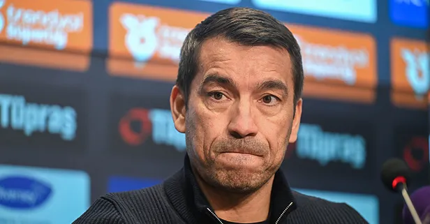 van Bronckhorst Beşiktaş'tan ayrılacak mı? "Son maç" cevabı