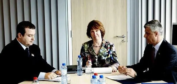 Kosova ile Sırbistan arasında tarihi bir anlaşma imzalandı