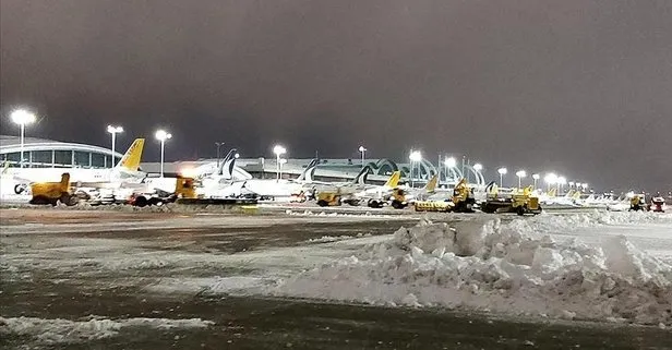 İstanbul’da kar alarmı! Sabiha Gökçen Havalimanı’nda uçuş sayıları azaltıldı