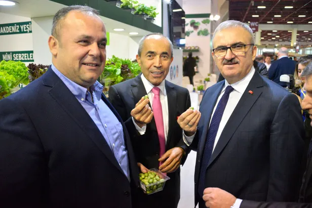 Antalya'da akılalmaz olay! Paketi 10 liradan satılıyor-5