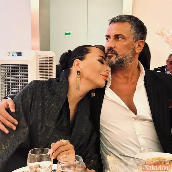 Asena Ve Eşi Hasan Dere