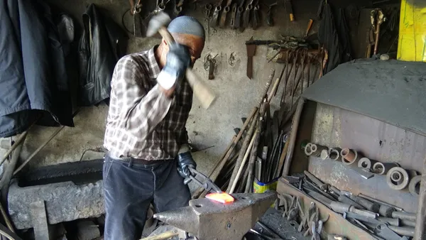 60-yillik-ustanin-cagrisi-yetistirecek-usta-bulamiyoruz-1616743313237.jpg 60 yıllık ustanın çağrısı: Yetiştirecek usta bulamıyoruz-3