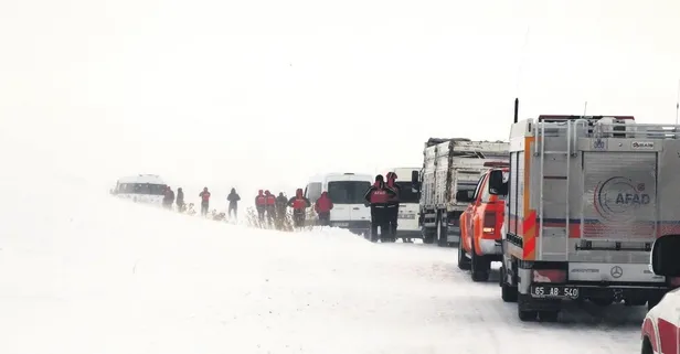 Türkiye’nin doğusu kara teslim oldu! Musluktan akan sular ve kapı kilitleri buz tuttu...