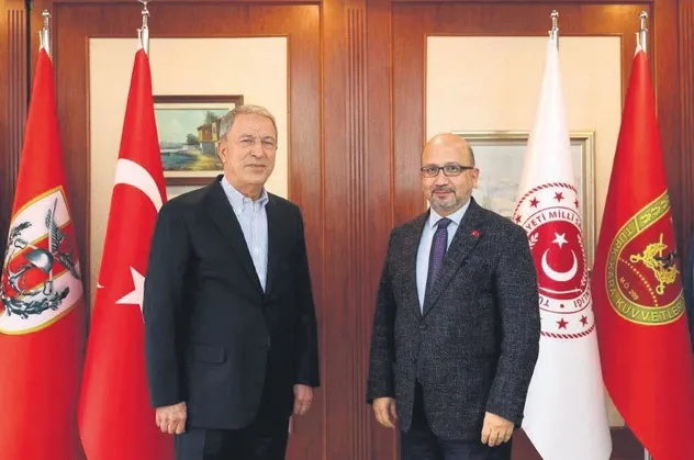 Milli Savunma Bakanı Hulusi Akar’dan Yunanistan'a 12 mil çıkışı! "Bizi test etmesinler"
