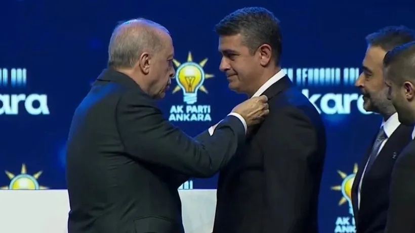 haymana-belediye-baskani-koc-chpden-istifa-etti-ak-partiye-katildi-1782130182570.jpg Haymana Belediye Başkanı Koç CHP'den istifa etti AK Parti'ye katıldı-2