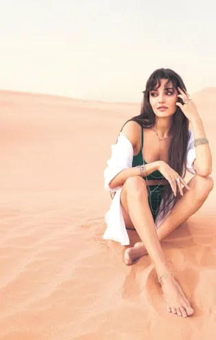 Hande Erçel'den örnek davranış! İstanbul'da kadınlar için...