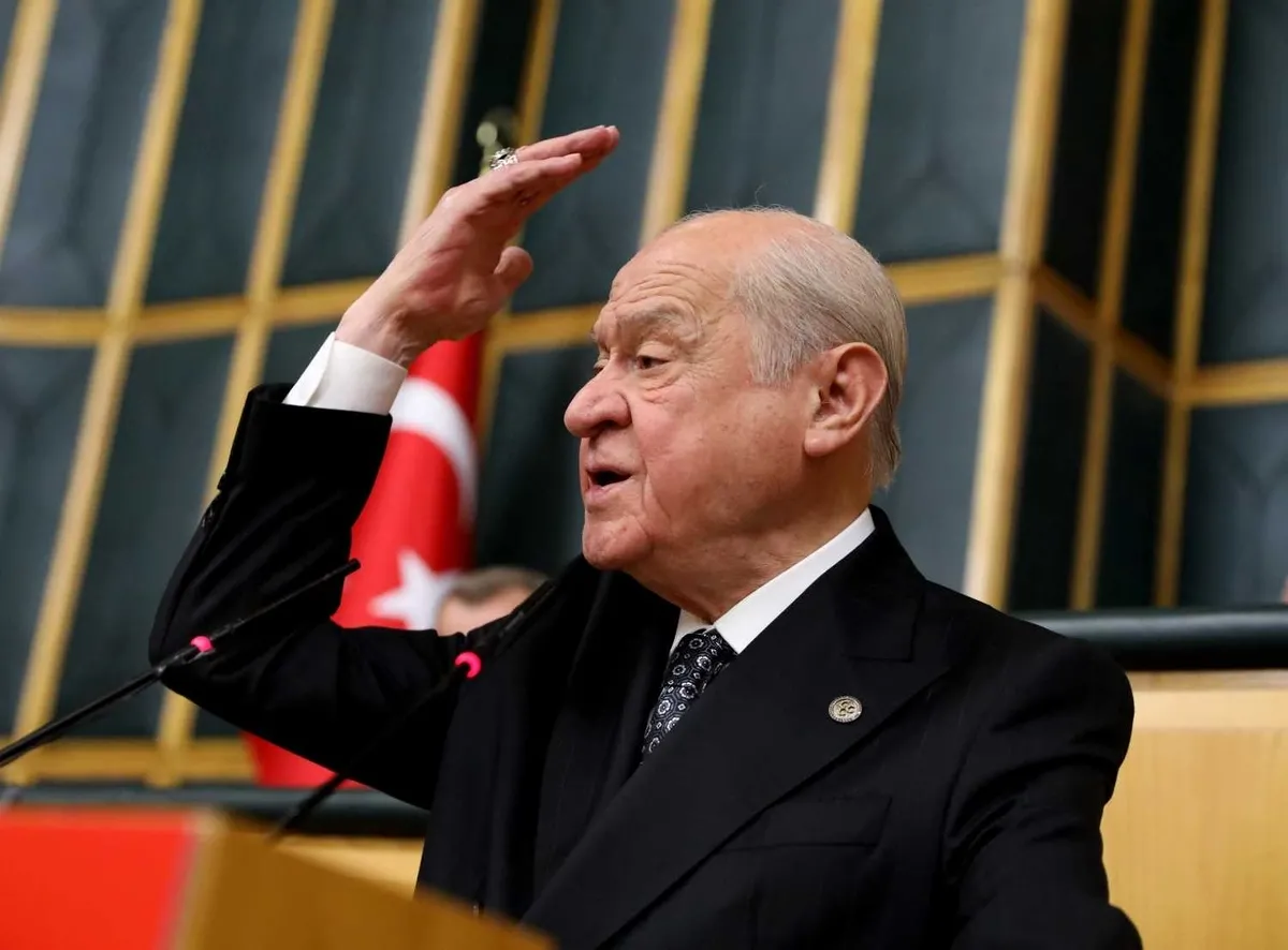 mhp-lideri-bahceliden-turk-dil-bayrami-mesajinda-kritik-uyari-milli-suuru-zedeler-1790417609731.jpeg MHP Lideri Bahçeli'den Türk Dil Bayramı mesajında kritik uyarı: Milli şuuru zedeler-3