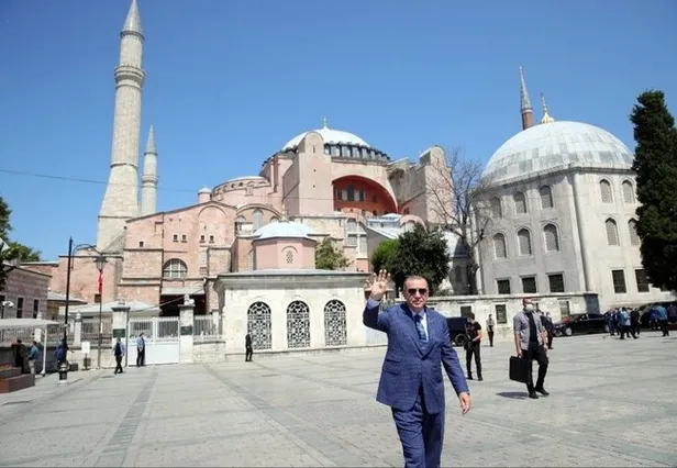 son-dakika-iletisim-baskanligindan-ayasofya-aciklamasi-1599645198860.jpg Son dakika: İletişim Başkanlığı'ndan Ayasofya açıklaması-1