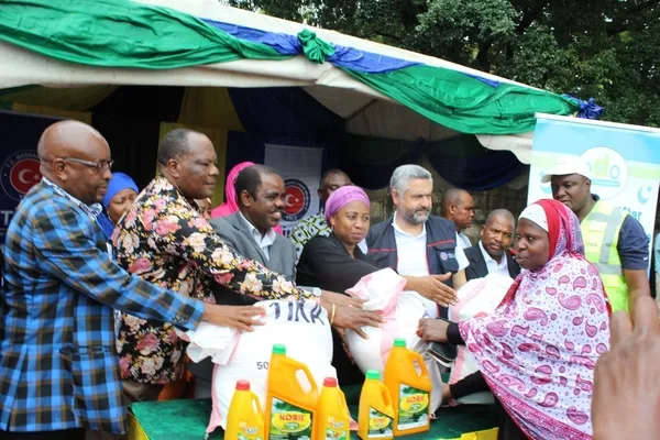 Tika Ramazan coşkusunu ve bereketini Tanzanya’nın ve Zanzibar’ın insanları ile paylaştı-4