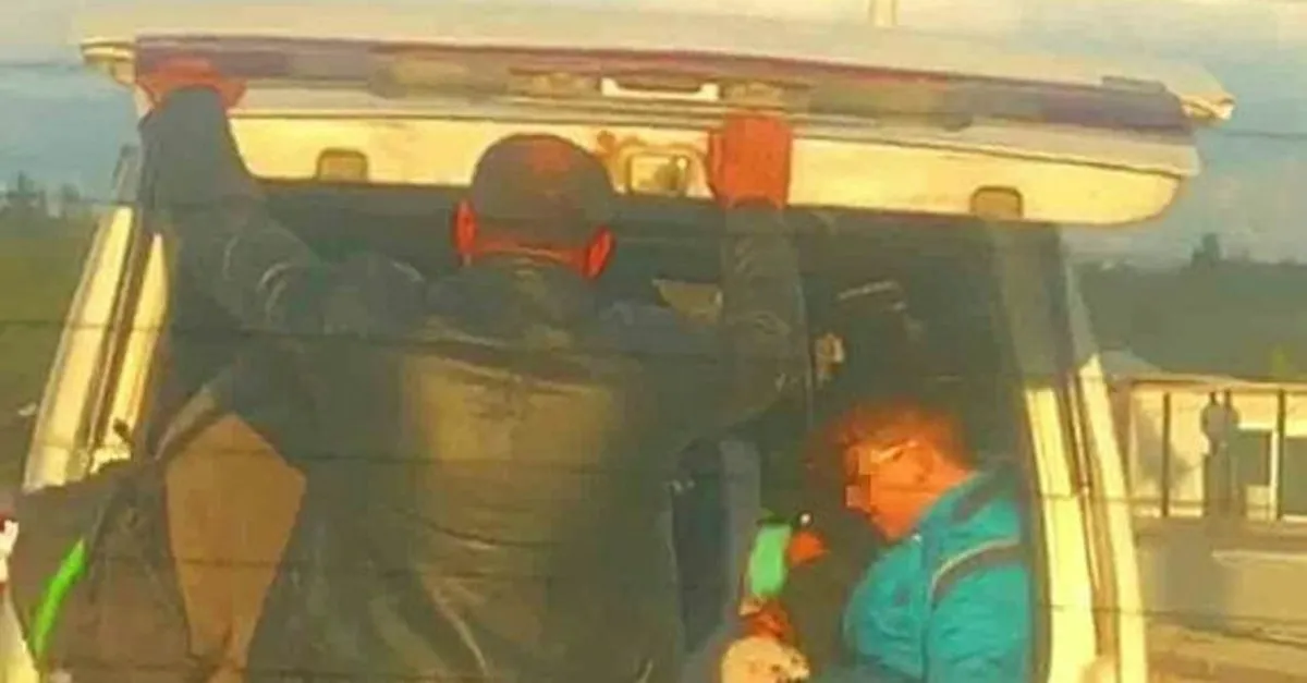 Izmir De Servis Araci Soforu Tarafindan Cekilen Goruntuler Soke Etti Takvim