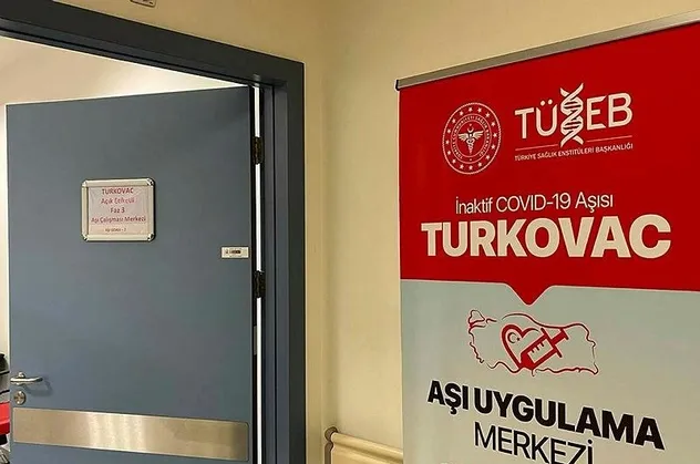 Yerli koronavirüs aşısı TURKOVAC'ın Faz-3 çalışmalarından sevindirici sonuç! Yan etki yok