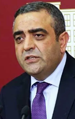 Tanrıkulu destekledi! FETÖ dua etti!