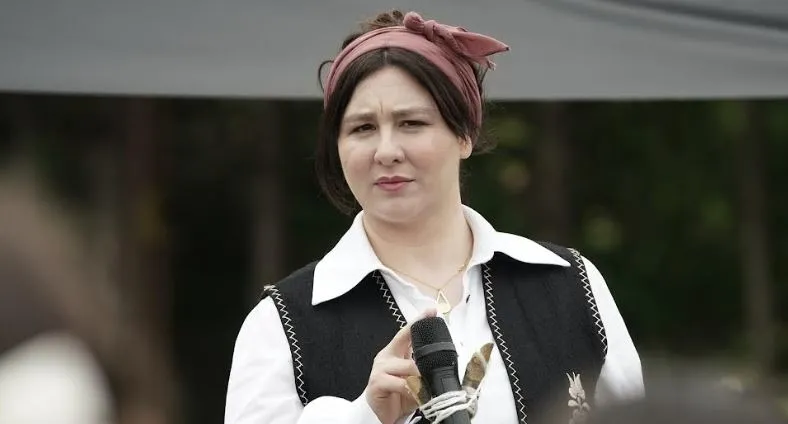 edhonun-lutfiyesiydi-bahar-dizisine-taze-kan-geliyor-yillar-sonra-1714314374692.jpg Yıllar sonra... EDHO'nun Lütfiyesi'ydi; Bahar dizisine taze kan geliyor!-5