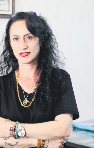 Annesini 33 yıl boyunca aradı