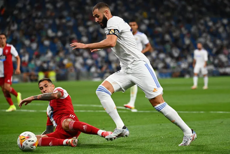 Fenerbahçe'den sağ bek bombası! Ferdi kendi bölgesine geçecek - 16