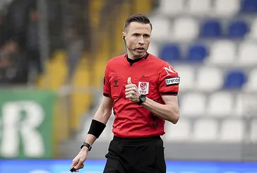 Beşiktaş - Antalyaspor maçını Adnan Deniz Kayatepe yönetecek