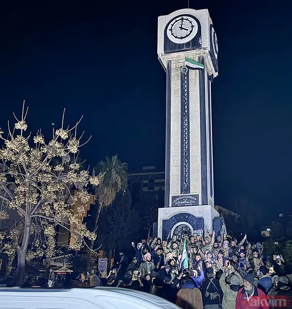 Esad rejiminin yıkılması sonrası Suriye meydanları bayram yeri! Şam, Halep, Humus... Başkan Erdoğan'a teşekkür - 19