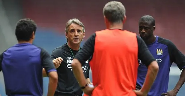 Roberto Mancini ve Yaya Toure yeniden bir arada