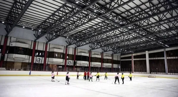 chpli-ankara-buyuksehir-belediyesi-yonetimindeki-turkiyenin-ilk-olimpik-buz-sporlari-tesisi-9-aydir-kapali-1628585793047.jpg CHP'li Ankara Büyükşehir Belediyesi yönetimindeki Türkiye'nin ilk olimpik buz sporları tesisi 9 aydır kapalı-9