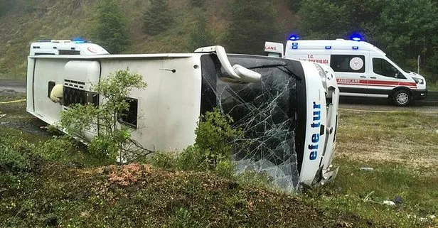 Kastamonu’da yolcu otobüsü devrildi! Yaralılar var