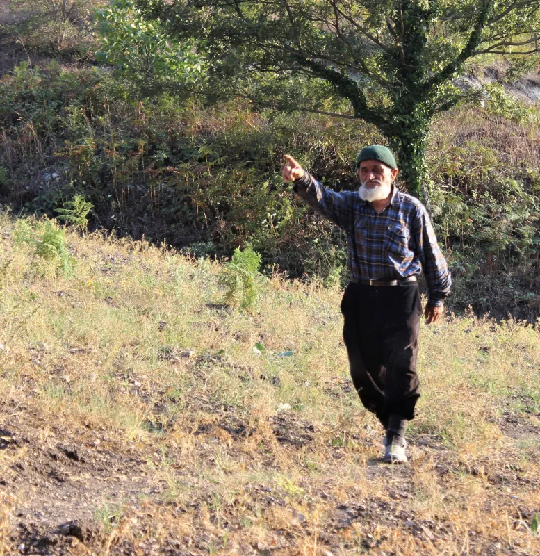 Hiç evlenmedi, 30 yıldır dağda tek başına yaşıyor - 5