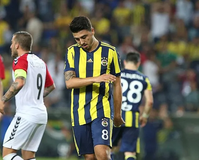 Fener’de ’Tufan’ kopuyor
