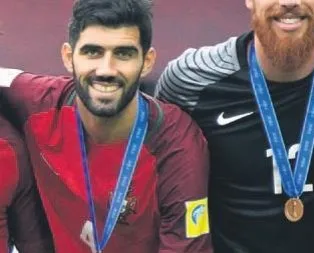 Galatasaray’dan Neto sürprizi