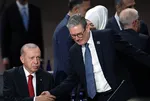 Dünyanın gözü kulağı NATO Zirvesi'nde! Liderlerden Başkan Recep Tayyip Erdoğan'a büyük ilgi