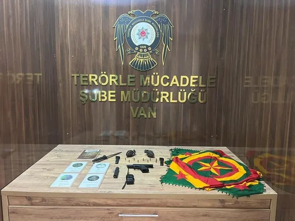 Van'da eylem hazırlığındaki 5 terörist yakalandı-1