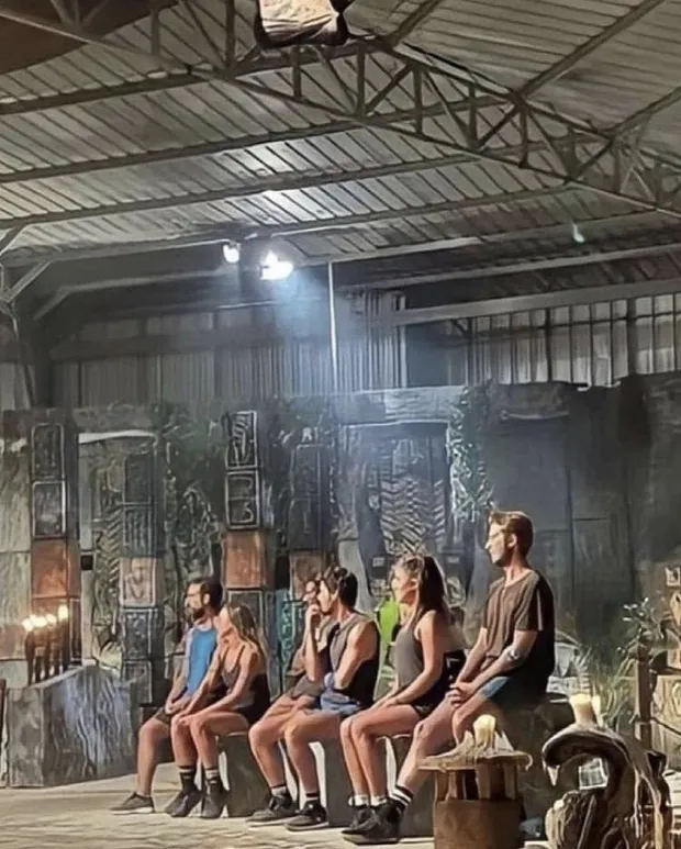 Survivor gerçeği görüntüleriyle ifşa oldu fena yakalandılar! TV 8'de görünenlerin arkasında her şey bambaşkaymış Acun Ilıcalı...-5