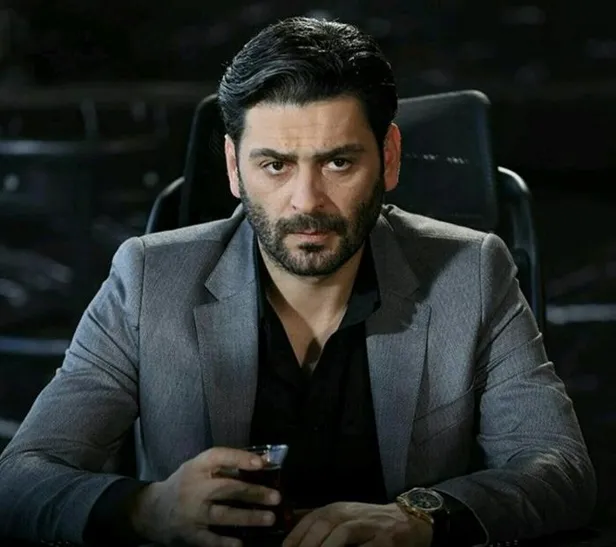 edhonun-ilyasi-ozan-akbaba-kimdir-kac-yasinda-nereli-ozan-akbaba-esi-kim-kiminle-evli-kac-cocugu-var-1634759495296.jpg EDHO'nun İlyas'ı Ozan Akbaba kimdir? Kaç yaşında? Nereli? Ozan Akbaba eşi kim? Kiminle evli? Kaç çocuğu var?-3