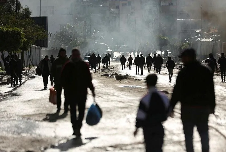 Katiller soykırıma devam ediyor