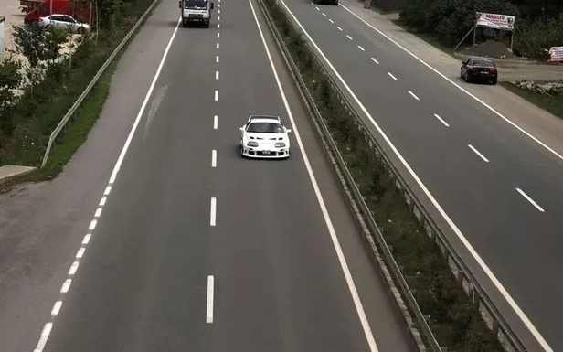 126 bin liraya aldığı spor arabayı 700 bin lira harcayarak modifiye etti! Aracın markası ve gücü şoke etti-3