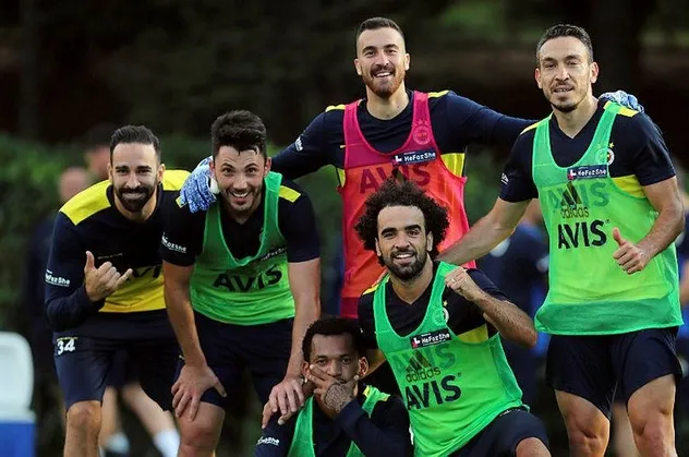 Fenerbahçe'de sakatlık şoku! Adil Rami...