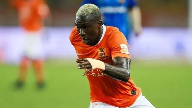 gervinhonun-yerine-vatandasi-geliyor-kouassi-trabzonda-1638736852361.jpeg Gervinho’nun yerine vatandaşı geliyor! Kouassi Trabzon'da-2