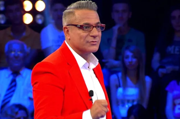 Evliliğe yeşil ışık yakan Mehmet Ali Erbil'den çocuk sinyali