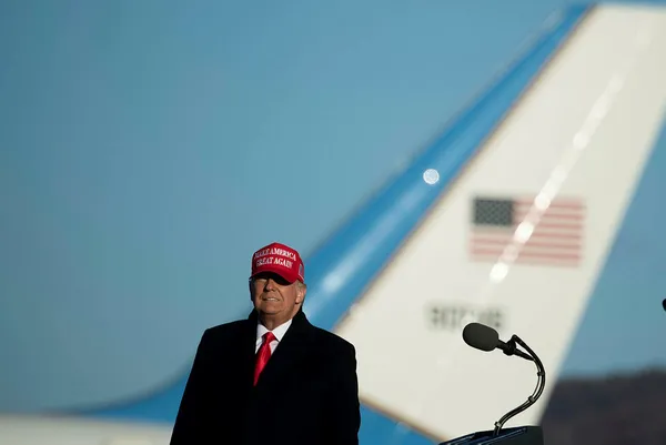 abd-secimlere-saatler-kaldi-2016-secimini-bilen-sirkete-gore-trump-onde-1604384547067.jpg ABD'de seçimlere saatler kaldı! 2016 seçimini bilen şirkete göre Trump önde-8