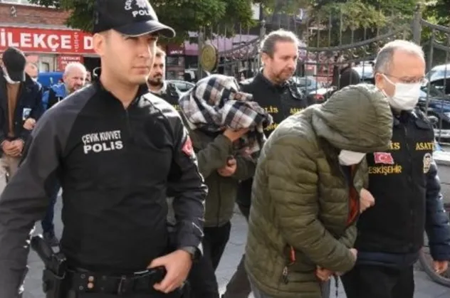3 ilde fuhuş operasyonu: 12 şüpheli adliyede!