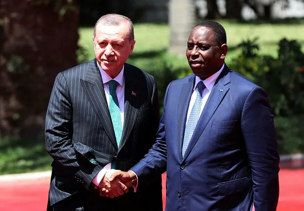 son-dakika-baskan-erdogan-gurcistan-ve-senegal-cumhurbaskani-ile-gorustu-1628620514390.jpg Son dakika: Başkan Erdoğan, Gürcistan, Senegal, Cibuti ve Nijerya Cumhurbaşkanları ile görüştü!-2